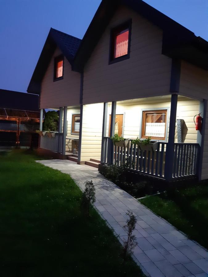 Domki Teo Pietrowe I Parterowe Rewal Exterior photo
